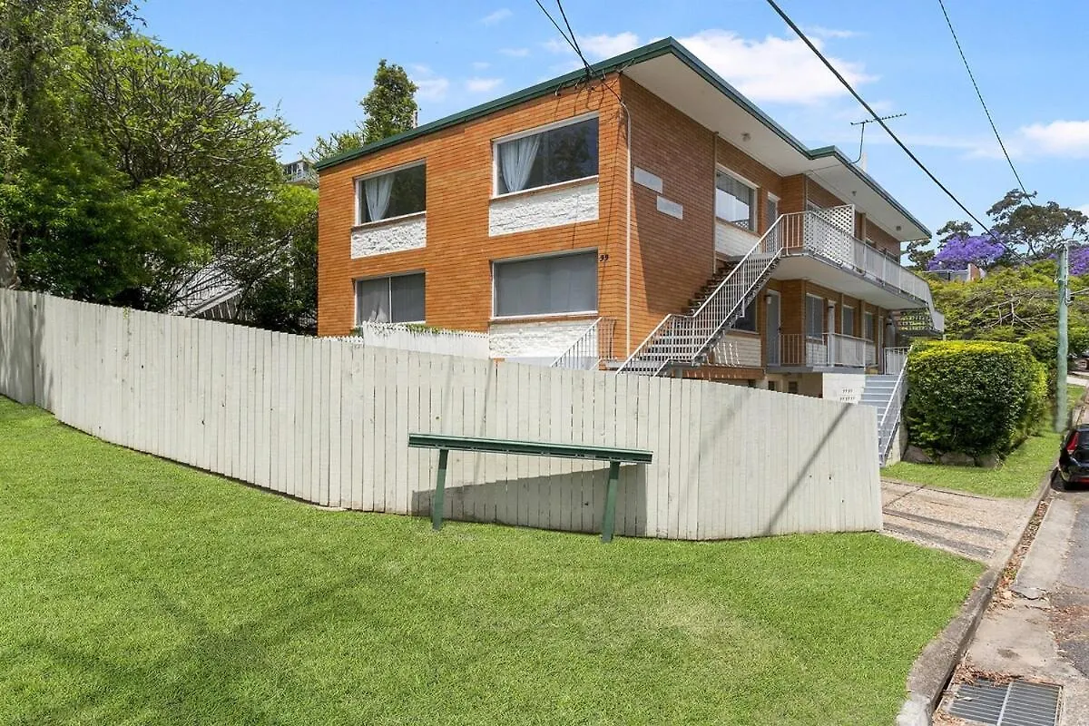 Charming 2-Bed Near River & City Brisbane 0*,  Australia